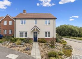 16, Wood Sage Way, Pevensey BN24 5FU