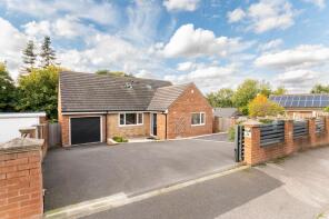 21, Redthorpe Crest, Redbrook, Barnsley S75 1JE