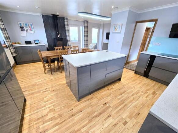 Sitting Room/Diner/Kitchen