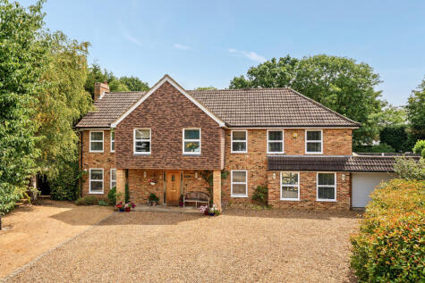 Woodend Park, Cobham, KT11