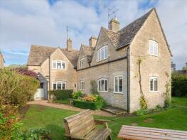 1 2, The Square, Maces Hill, Cirencester GL7 7AA