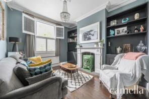 8, St Matthew's Place, Pulteney Road, Bathwick, Bath BA2 4JJ