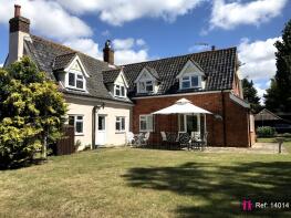 7, Harkstead Lane, Ipswich IP9 1BB
