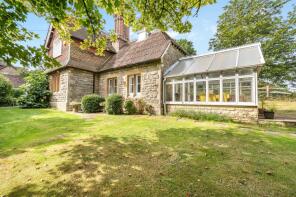 Harpscot, Slaugham Lane, Haywards Heath RH17 5TH