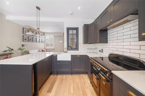 Townmead Road, Parsons Green, Fulham, London, SW6