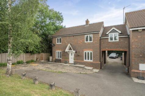 The Furlong, Oakley, Bedford