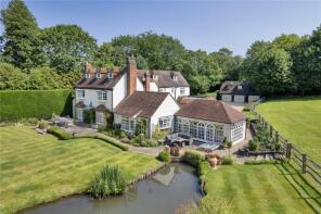 Salters Cross, Vicarage Road, Maidstone ME18 6EA