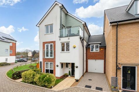 Appletree Way, Welwyn Garden City, Hertfordshire, AL7