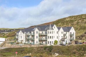 32, Beachcombers Apartments, Tregurrian Hill, Watergate Bay, Newquay TR8 4AB