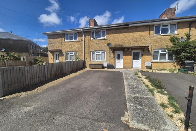 3 Bedroom Terraced for Sale