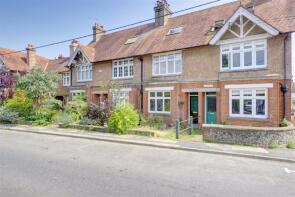2, Elm Cottages, Coldharbour Road, Hailsham BN27 3QD