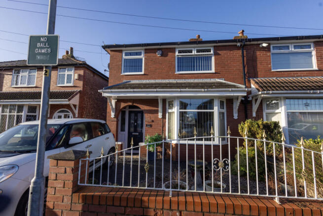 3 Bedroom Semi Detached for Sale