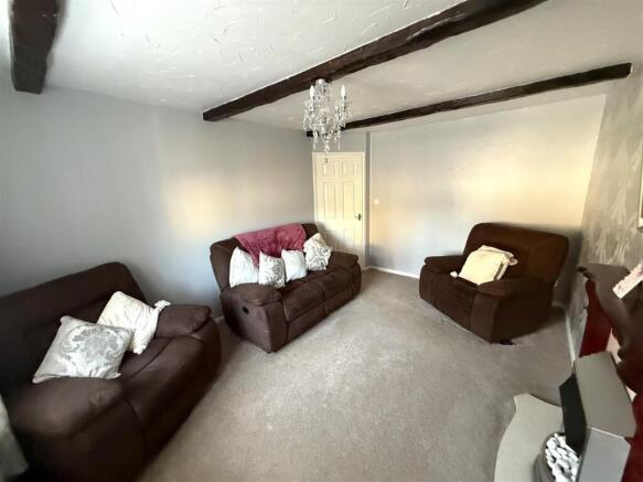 lounge 3.jpg