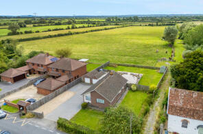 Ponderosa, The Causeway, Mark, Highbridge TA9 4QA