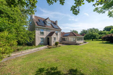 Riverside, Banwell