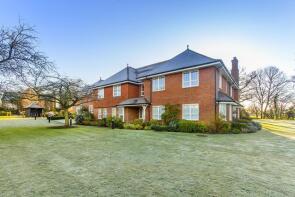 Flat 5, South Lawns, Holbrook Gardens, Watford WD25 8AU