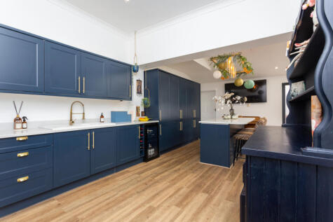 Park Road, Lytham St Annes, FY8
