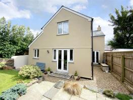 West Cottage, B3254 Between Tiny Meadows And Hendra Lane, South Petherwin, Launceston PL15 7JZ