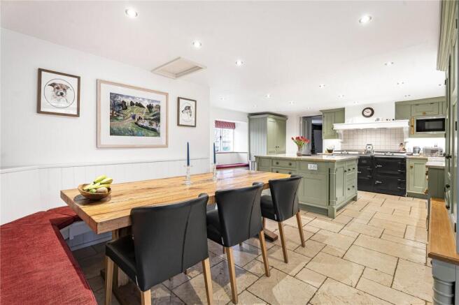 Kitchen/Dining Room