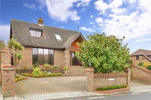 8c Que Sera, Dargate Road, Whitstable CT5 3AB