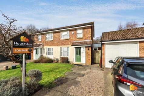 Gosling Grove, Downley Village, HP13 5YS