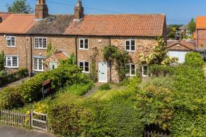 Sunnydene, Main Street, York YO23 3PH