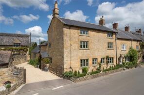 Hayes Lodge, Far End, Chipping Campden GL55 6XA