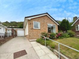 8, Parc Bron Deg, Dyserth, Rhyl LL18 6BQ