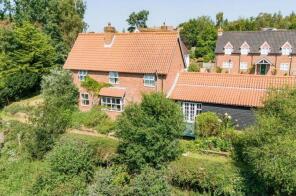 1 Fox Cottage, Shannon Heights, Woodbridge IP12 3SF