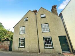 68, Church Road, Oare ME13 0QB