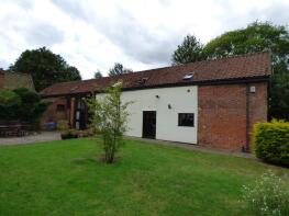 The Old Granary, Wilderness Farm Barns, Church Road, Wacton NR15 2UG