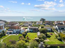 8, Tamarisk Way, Littlehampton BN16 2TF
