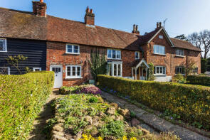 1, Cornwallis Gardens, Marsh Green Road, Marsh Green, Edenbridge TN8 5QE