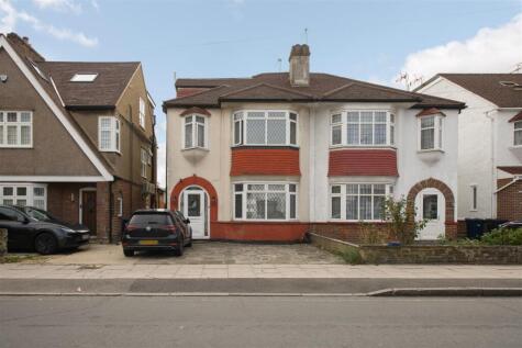 Burleigh Gardens, London, N14