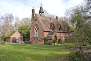 Chapel Gatehouse, Chapel Lane, Christchurch BH23 6BE