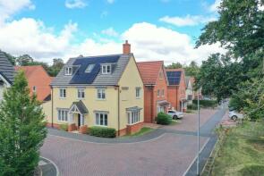 19, Larnach Drive, Newmarket CB8 7RF