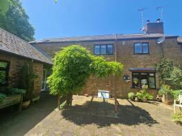 3 The Granary, Somerby Road, Oakham LE15 8LY