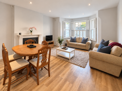 Flat A, Lavender Hill, Wandsworth, London
