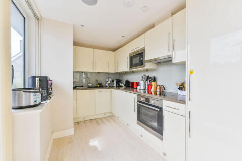 Goswell road, Angel, London, EC1V