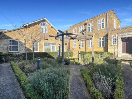 Baker Court, Braintree, CM7