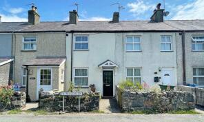 3, Magdalen Terrace, Saron Road, Caernarfon LL54 5RD