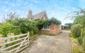 6, Main Road, Ipswich IP9 1AL