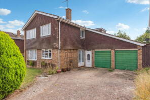 11, Poplar Close, Bedford MK44 3EG
