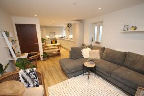 Flat 1, 39 Aspire, Queens Park Avenue, Bournemouth BH8 9LH