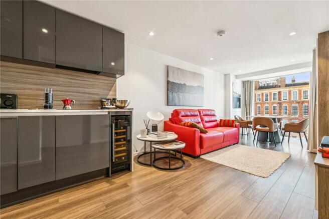 Kitchen/Reception