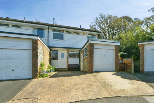 Ridge Crescent