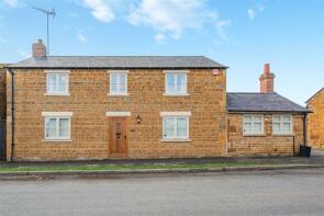 67, Main Street, Oakham LE15 9LS