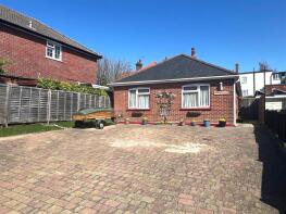 Rosebank, Sherborne Road, Basingstoke RG21 5TF