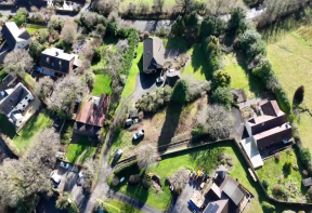 Crosswinds, Chapel Hill, Exeter EX6 7SN