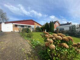 11 Manorside, Churchill Road, Daventry NN11 2JH